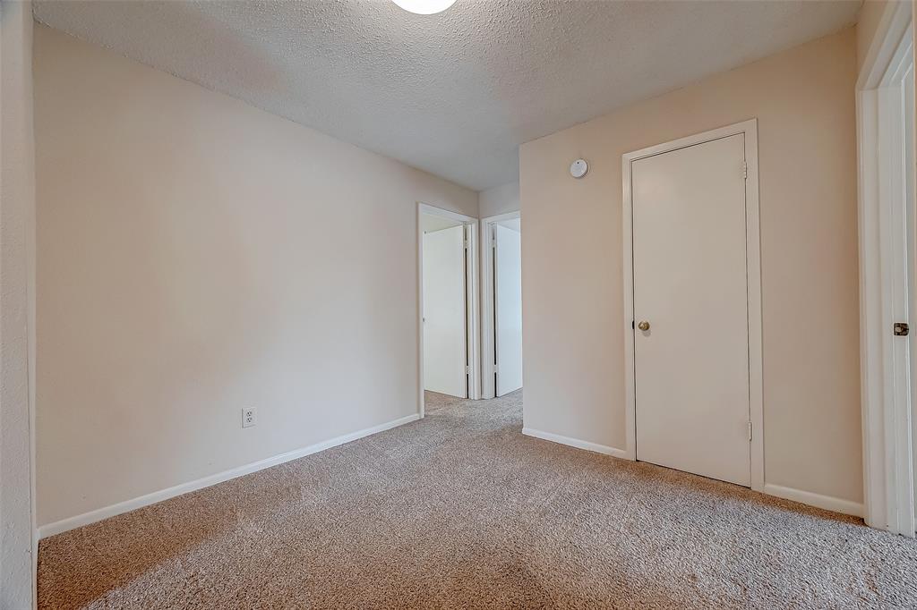 3022 Sam Houston Drive, Sugar Land, Texas image 24