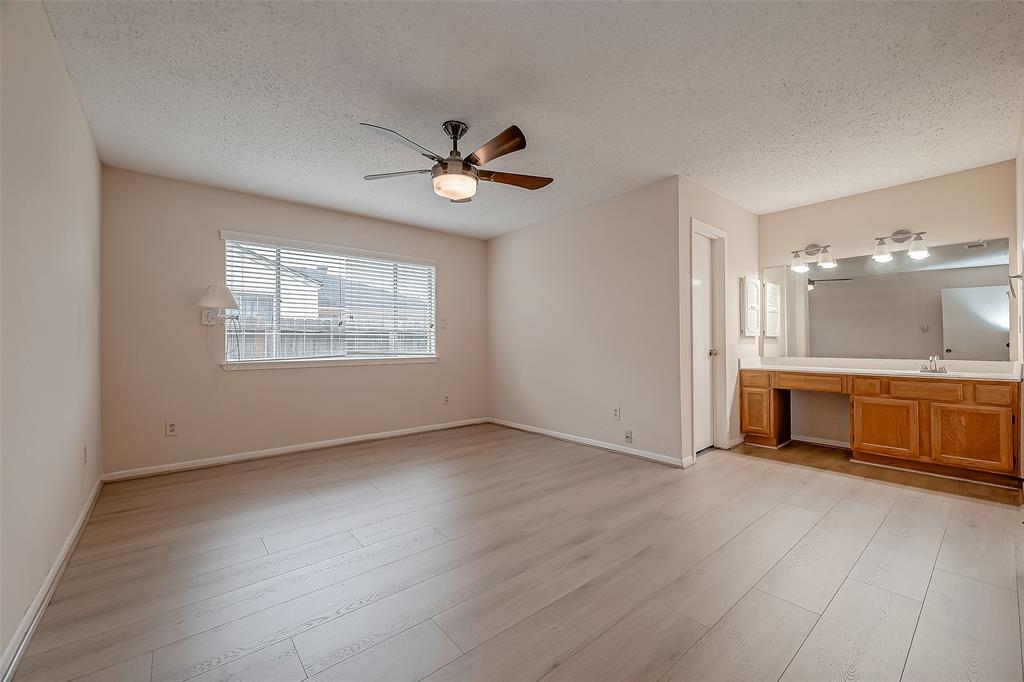 3022 Sam Houston Drive, Sugar Land, Texas image 18