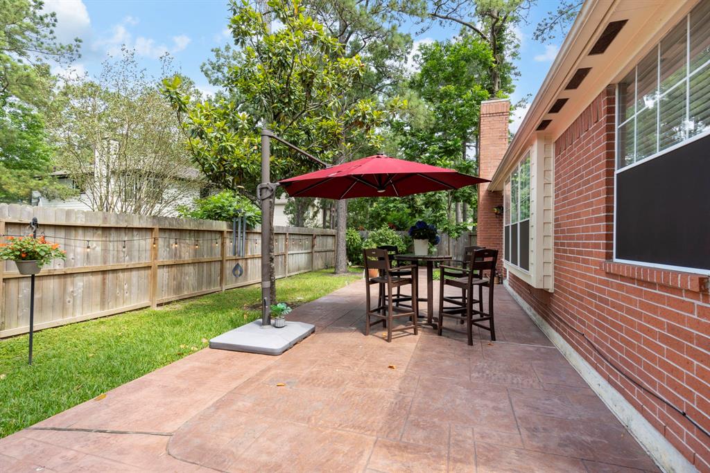 26 E Trillium Circle, The Woodlands, Texas image 32