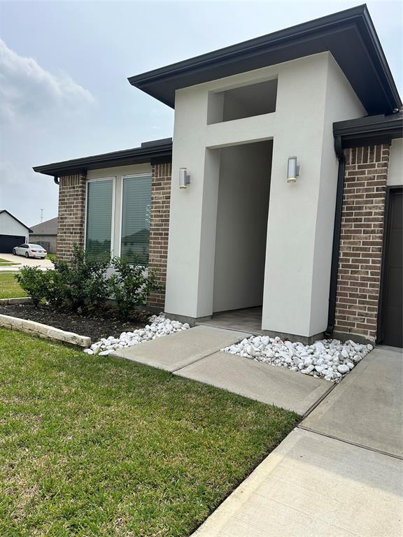 14007 Valley Creek Court