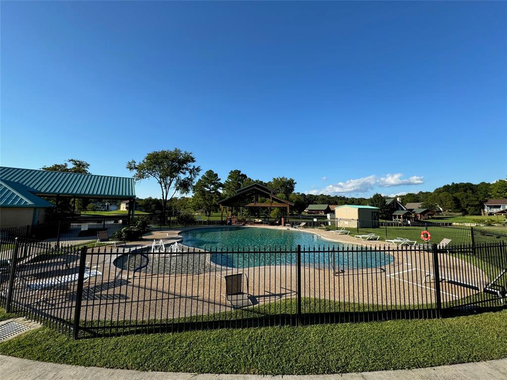 179 N Forest Drive, Huntsville, Texas image 6