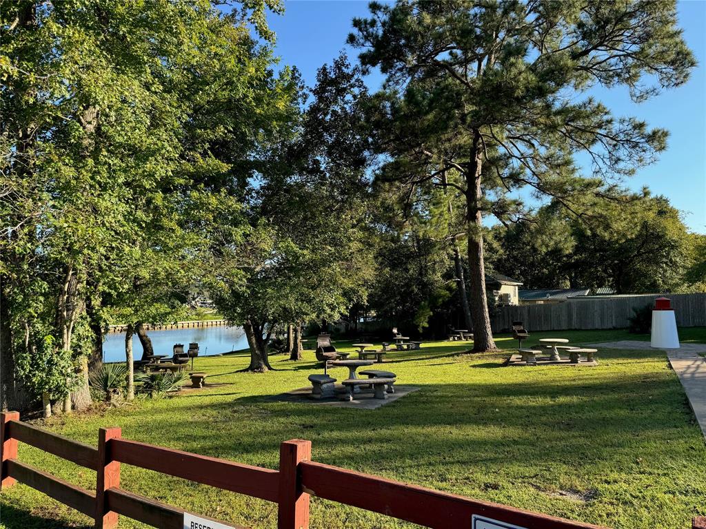 179 N Forest Drive, Huntsville, Texas image 15