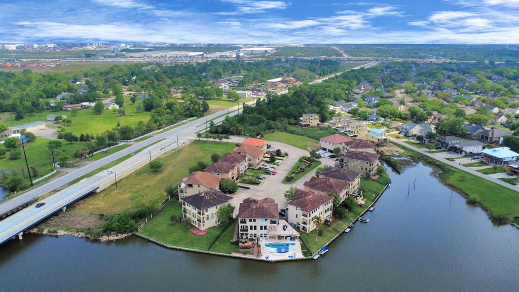 4145 Boardwalk Boulevard, Seabrook, Texas image 2