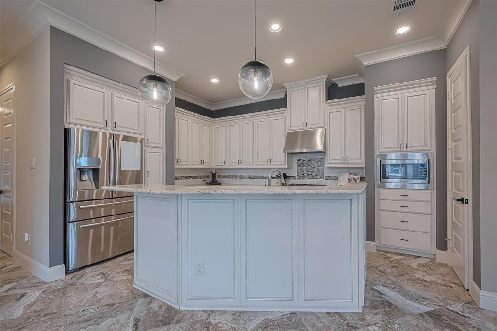 442 Imperial Boulevard, Sugar Land, Texas image 9