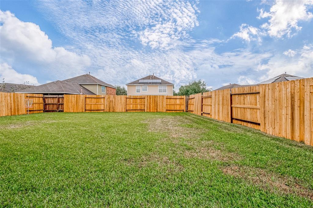 170 Rustic Colony Lane, Dickinson, Texas image 31