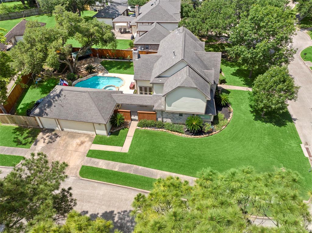 7514 Creek Glen Drive, Houston, Texas image 2