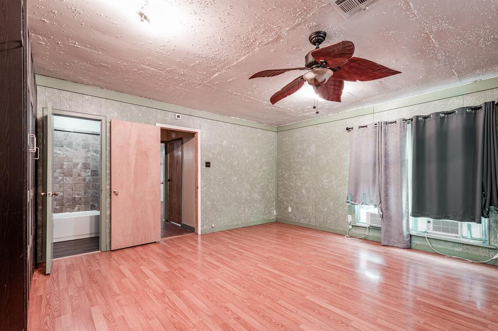 601 Beaumont Street, Anahuac, Texas image 21