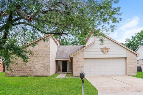 Photo of 10531 Mills Walk Drive, Houston, TX 77070 (MLS # 10058942)