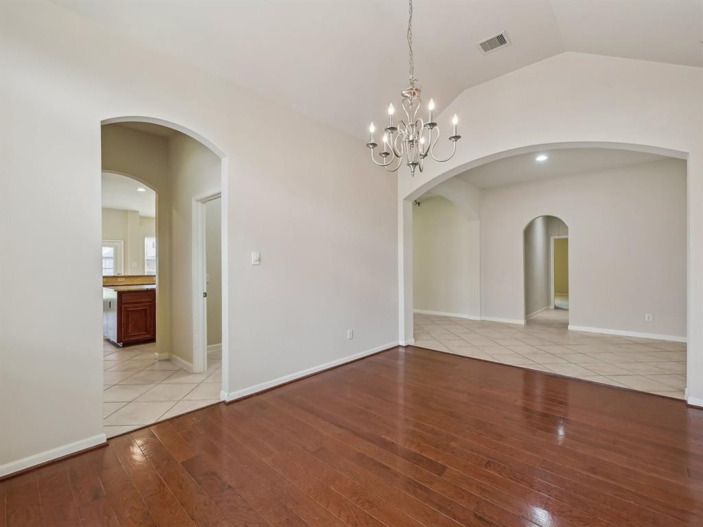 5309 Clear Landing Court, Rosharon, Texas image 12