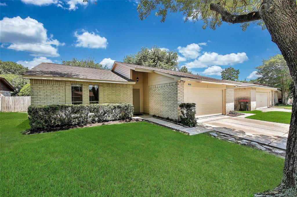 9814 Appleridge Drive