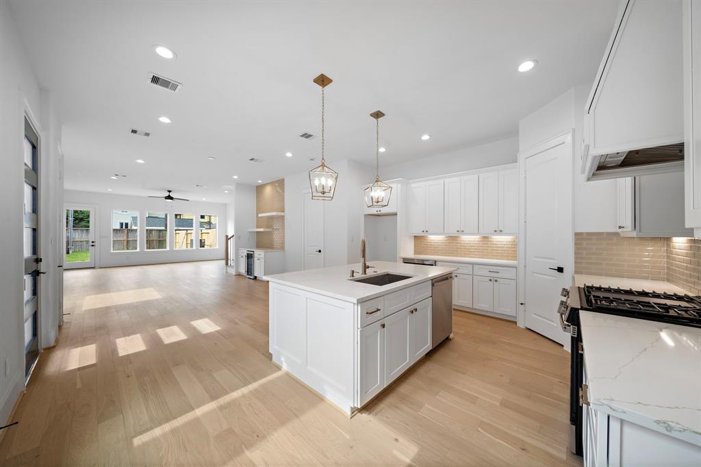 224 W 23rd Street A