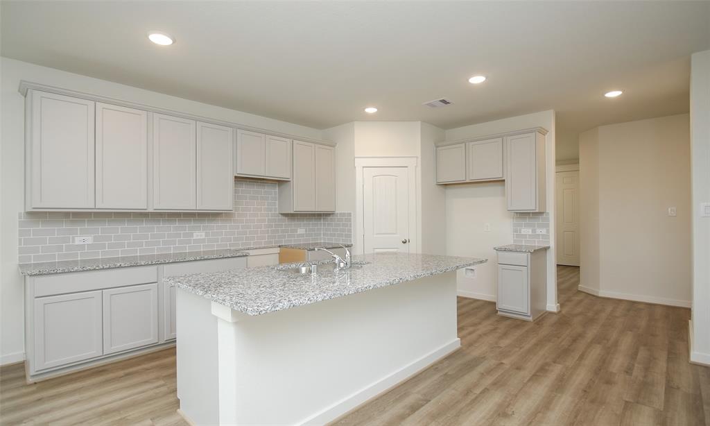 4439 Azalea Blossom Road, Pinehurst, Texas image 8
