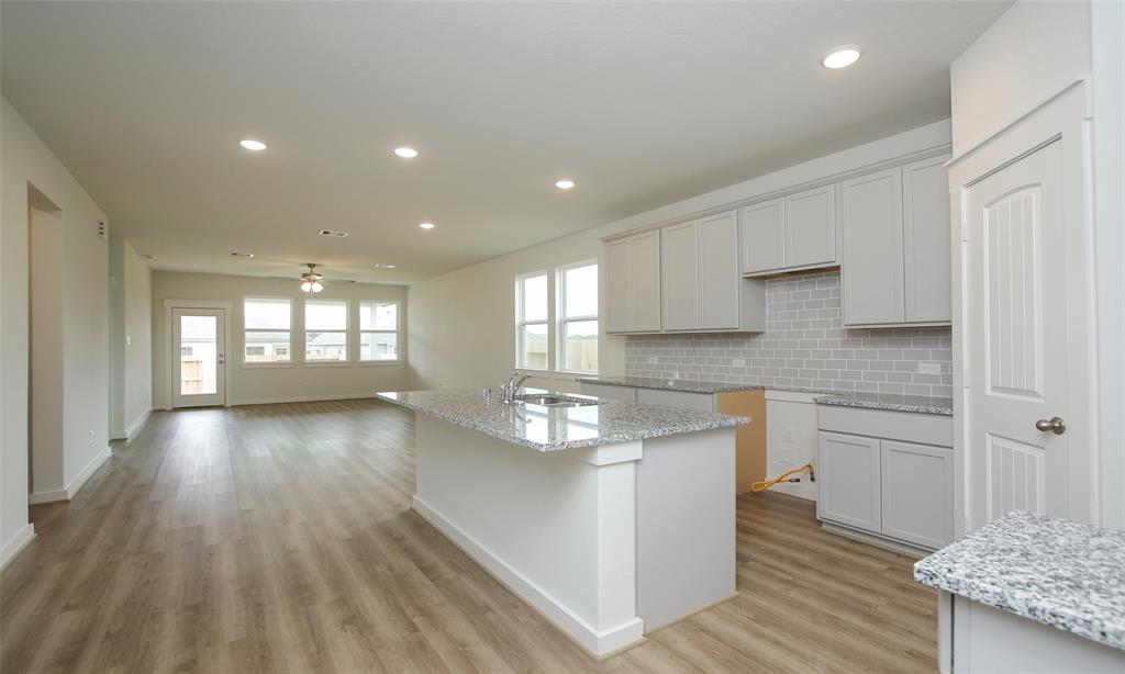 4439 Azalea Blossom Road, Pinehurst, Texas image 6