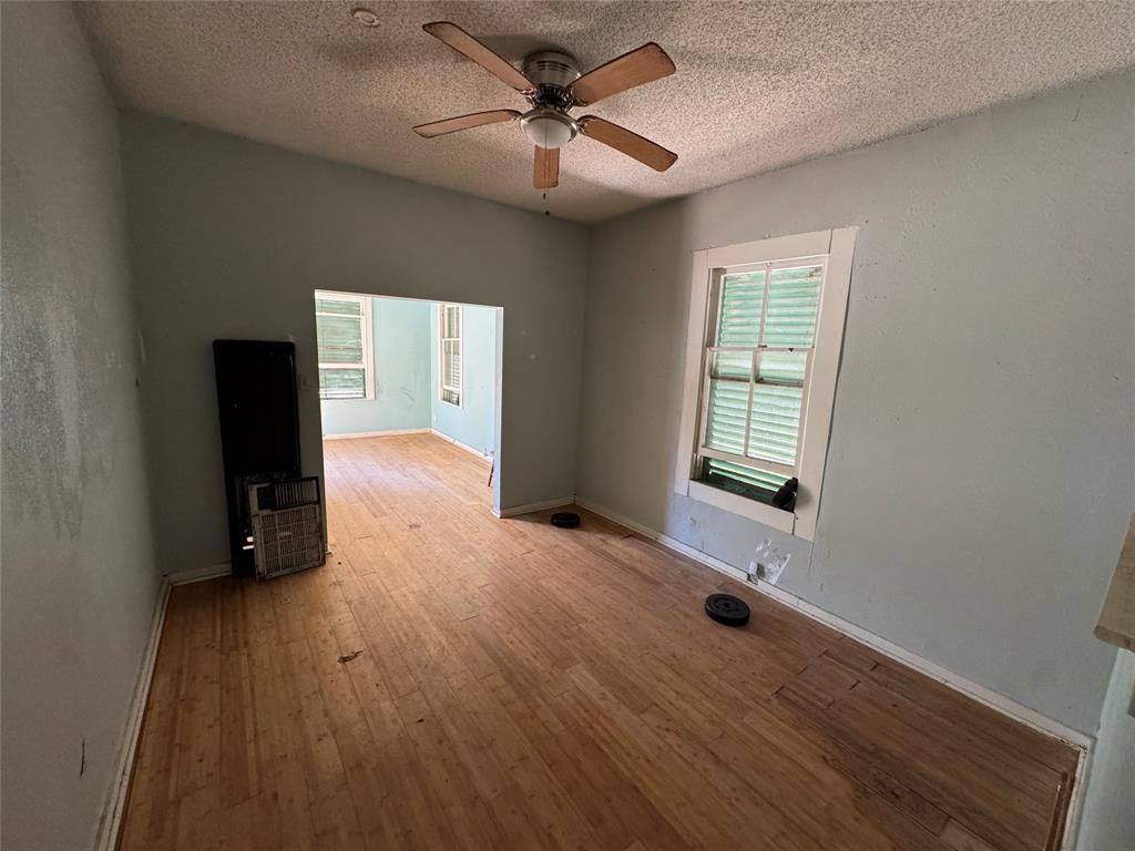 1616 38th Street, Galveston, Texas image 10