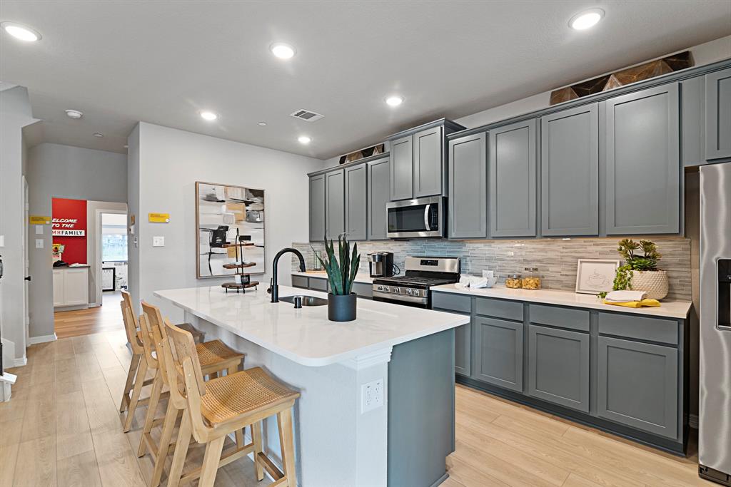 2770 Mariposa Drive #3, Rosharon, Texas image 4