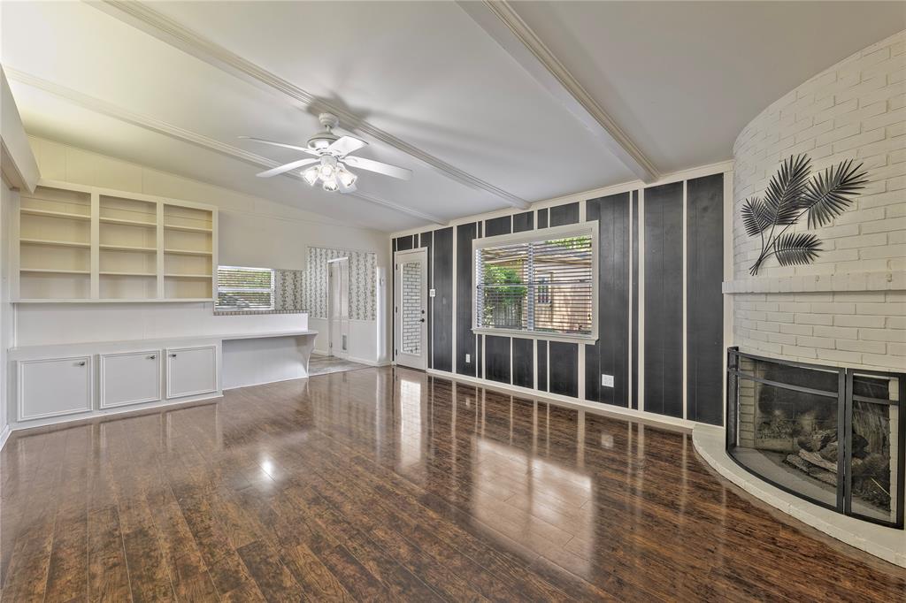 2105 Willow Dell Drive, Seabrook, Texas image 10