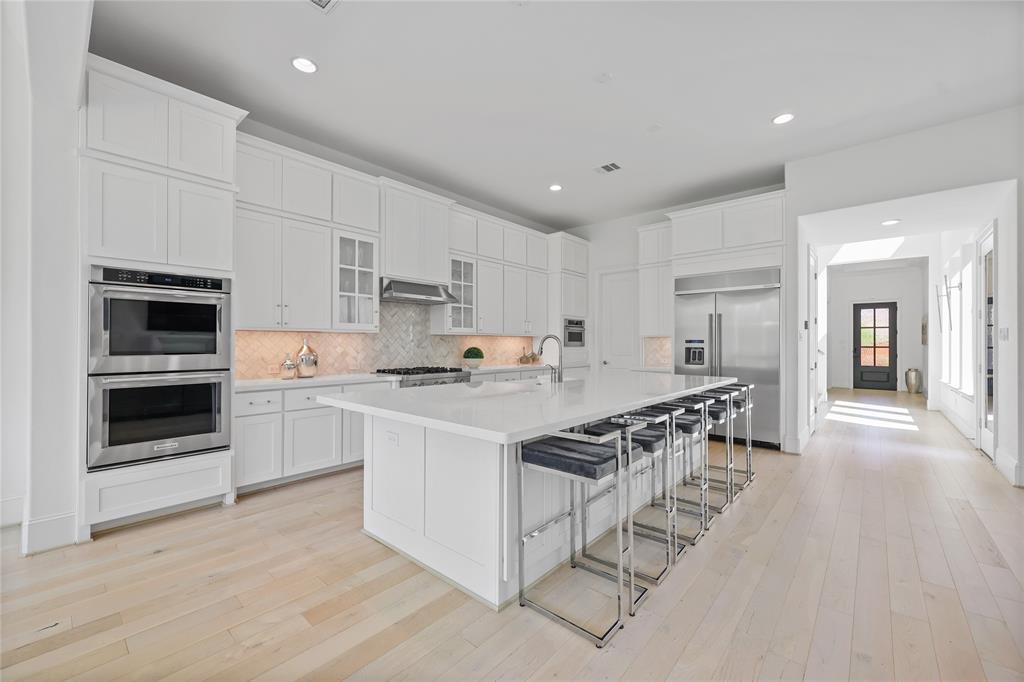 9510 Plaza Terrace Drive