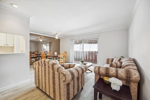 Photo of 2824 Briarhurst Drive #30, Houston, TX 77057 (MLS # 63254922) Photo of 2824 Briarhurst Drive #30, Houston, TX 77057 (MLS # 63254922)