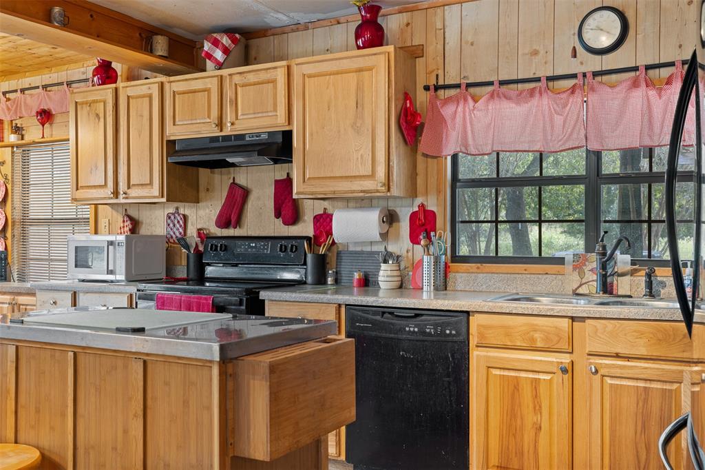370 County Road 411, Somerville, Texas image 9