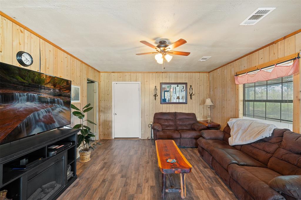 370 County Road 411, Somerville, Texas image 13