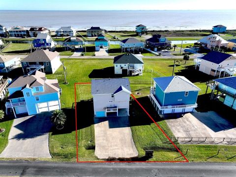 A home in Crystal Beach