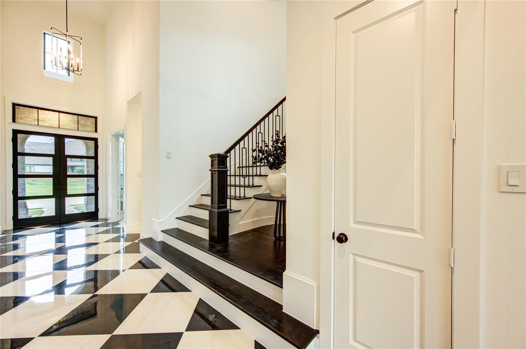 6714 Mirabeau Lane