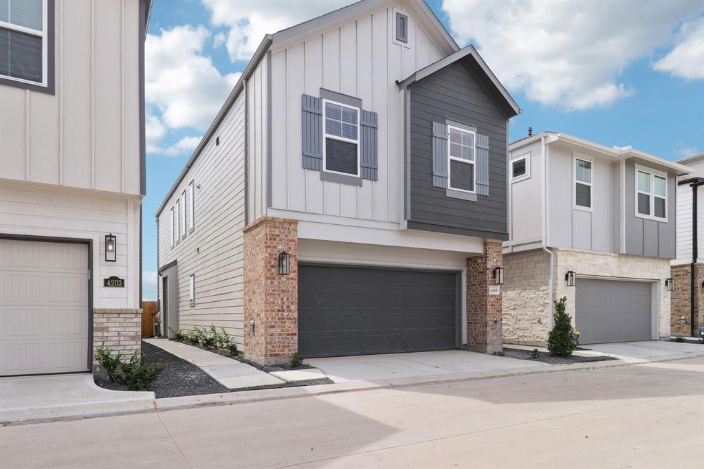 4205 Good Vineyard Lane, Houston, Texas image 4