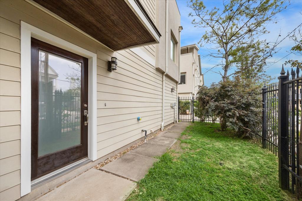 1514 Crockett Street #A, Houston, Texas image 4