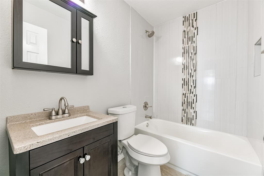 812 38th Street, Galveston, Texas image 3
