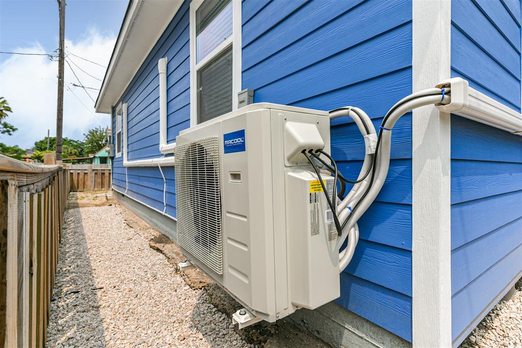 812 38th Street, Galveston, Texas image 25