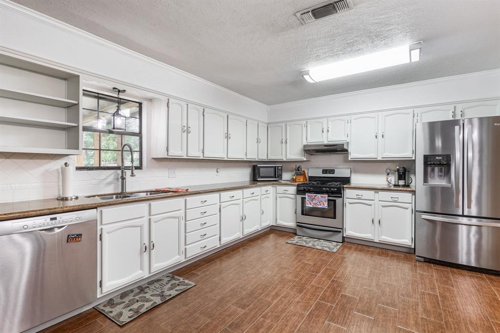 1011 S 22nd Street, Nederland, Texas image 10