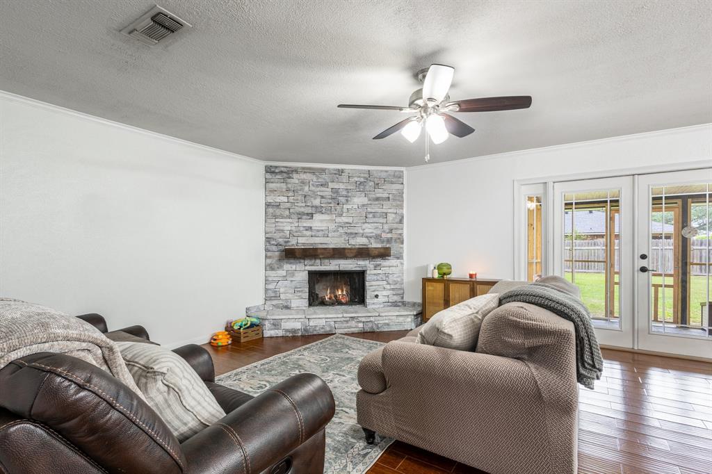 1011 S 22nd Street, Nederland, Texas image 7