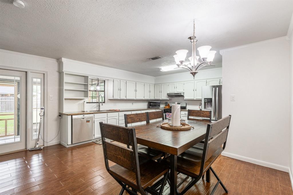 1011 S 22nd Street, Nederland, Texas image 12