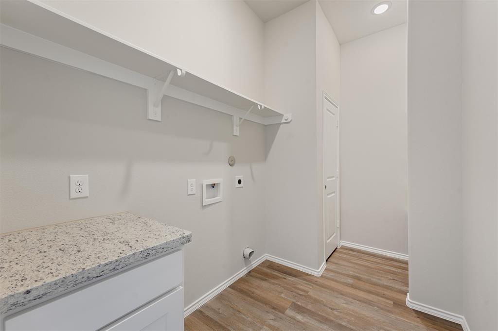 8687 Sassafras Street, Willis, Texas image 11