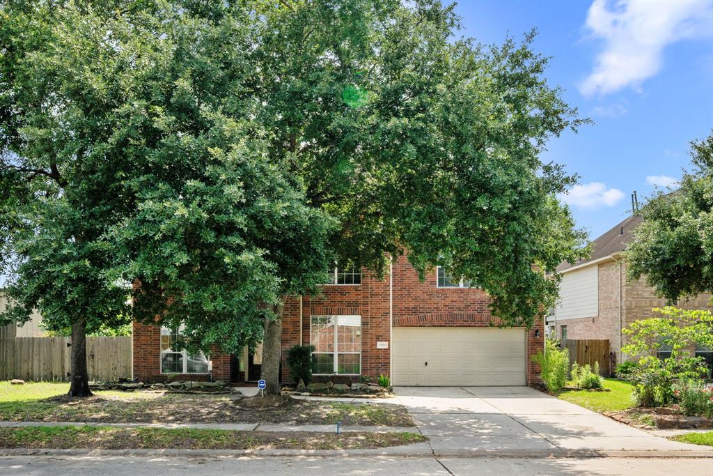 25993 Royal Emerald Lane, Kingwood, Texas image 2