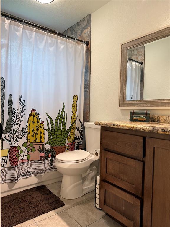 24 Wagon Lane Loop, Angleton, Texas image 11