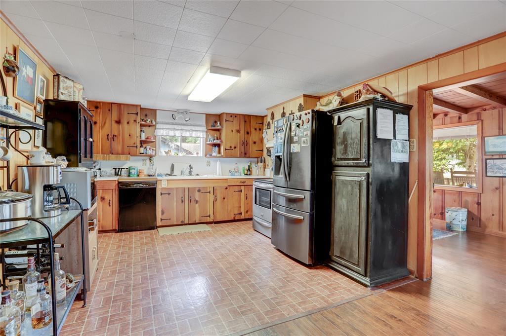 30523 Plantation Drive #37, Damon, Texas image 12