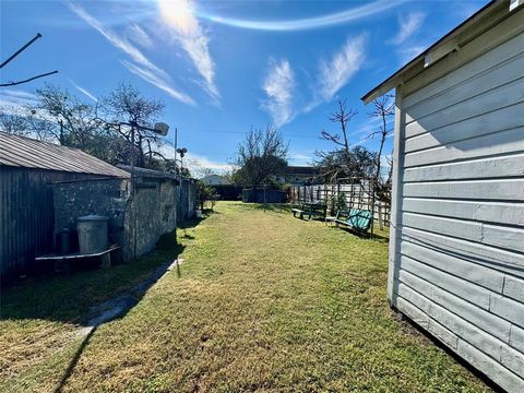 A home in El Campo