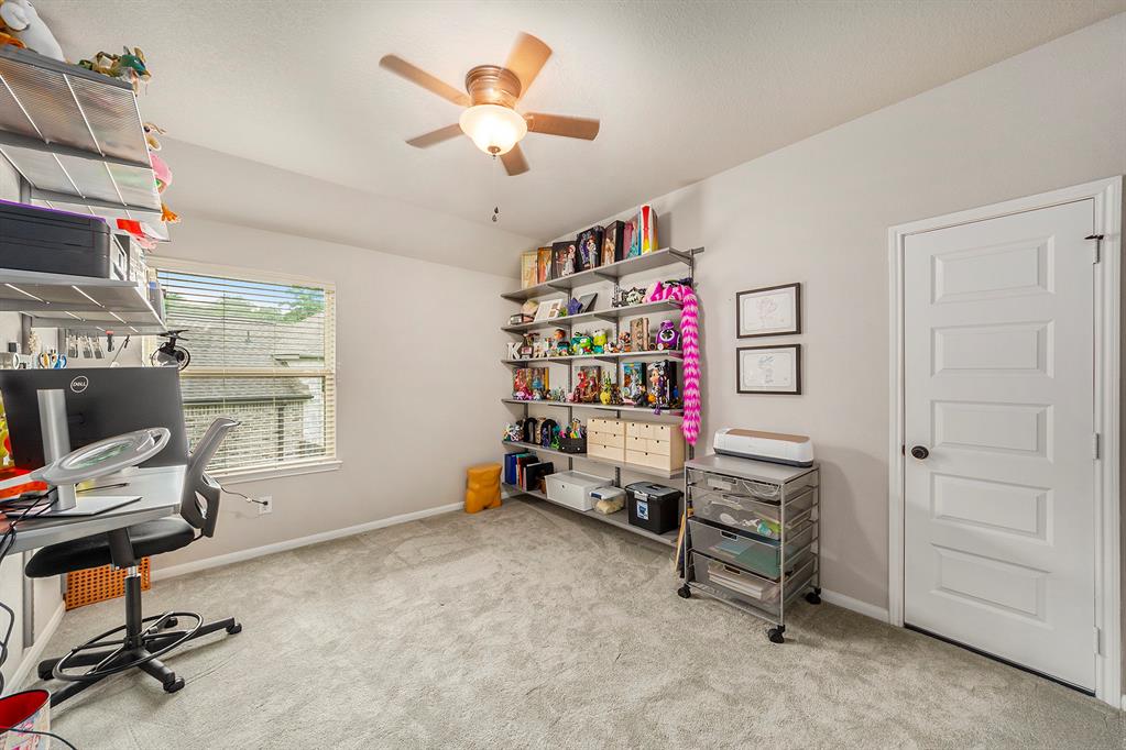 207 Evening Tide Way, Willis, Texas image 30