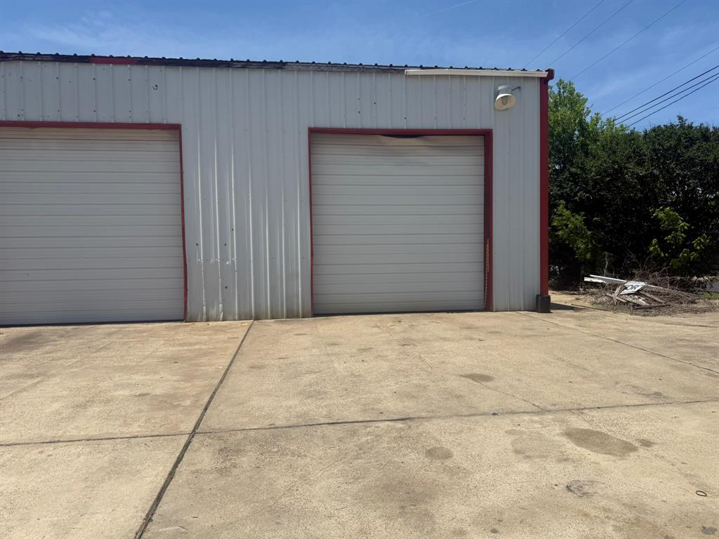720 Grand Avenue
