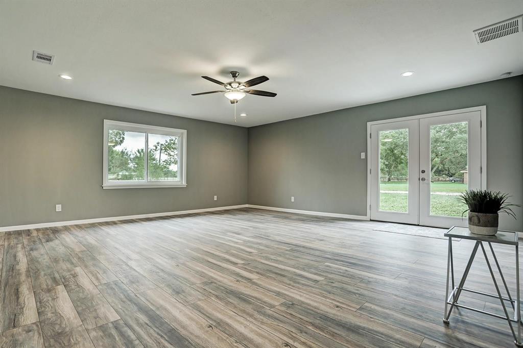 3889 County Road 155, Alvin, Texas image 17