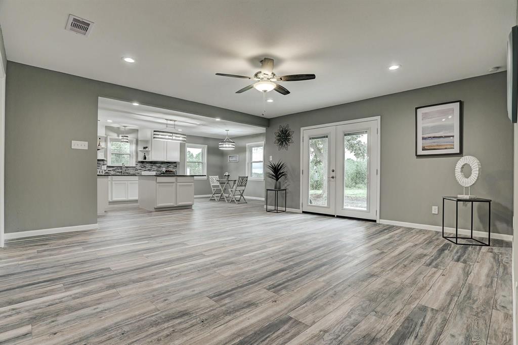 3889 County Road 155, Alvin, Texas image 13