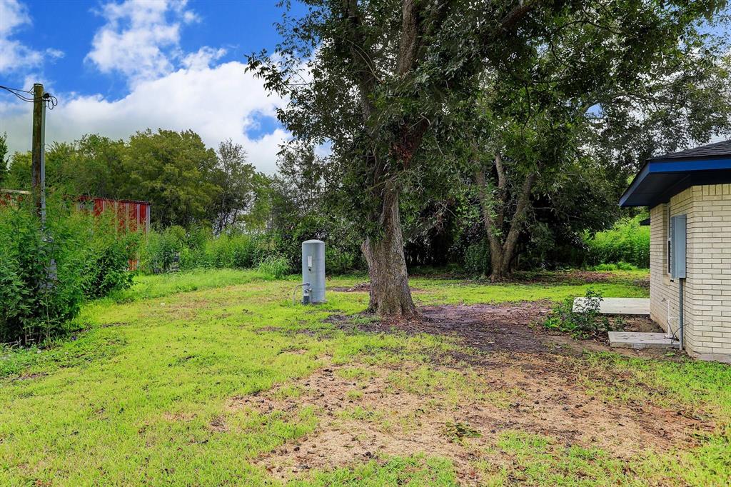 3889 County Road 155, Alvin, Texas image 31