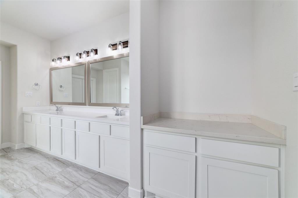 12019 Royal Oaks Run Drive, Houston, Texas image 21