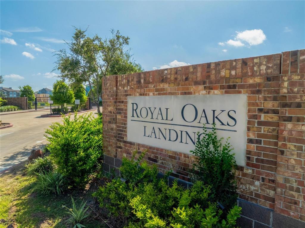 12019 Royal Oaks Run Drive, Houston, Texas image 1
