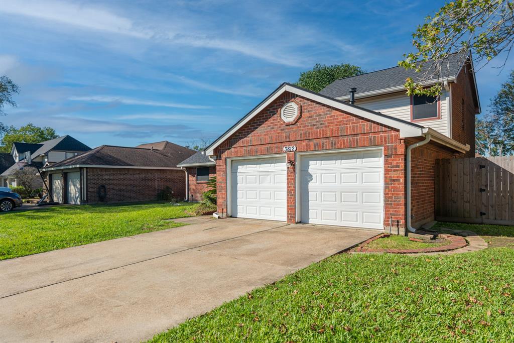 3812 Redbud Drive, La Porte, Texas image 3