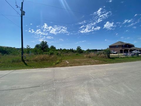  in Cleveland TX 2572 County Road 3545 4.jpg