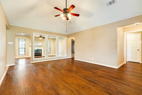 Single Family Residence in West Columbia TX 1419 Rev Swinney Street 1.jpg