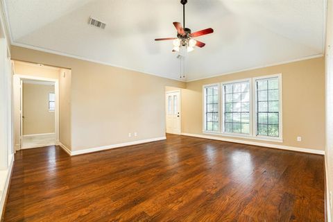 Single Family Residence in West Columbia TX 1419 Rev Swinney Street 10.jpg