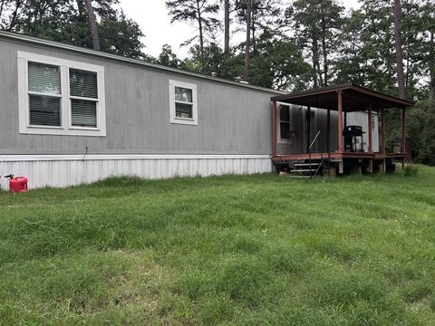 Photo of 555 Beaver Run, Grapeland, TX 75844 (MLS # 97507163) Photo of 555 Beaver Run, Grapeland, TX 75844 (MLS # 97507163)